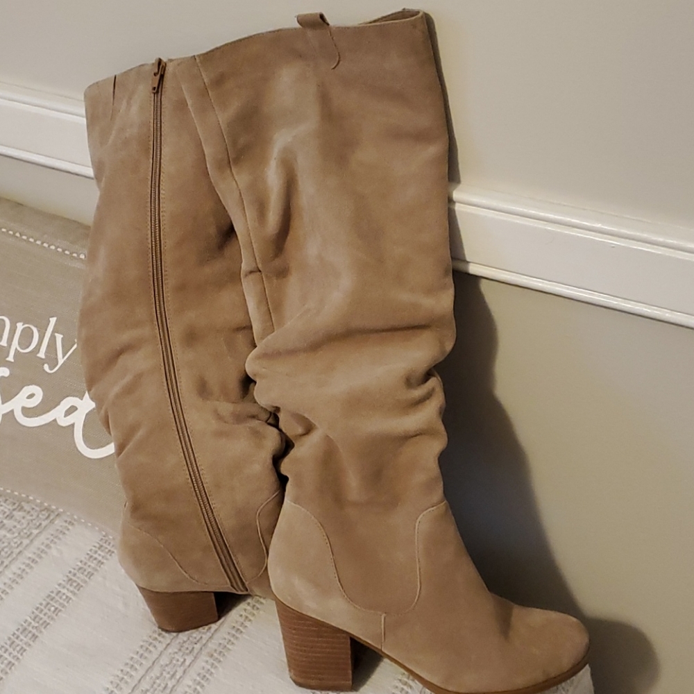 Levity Boots